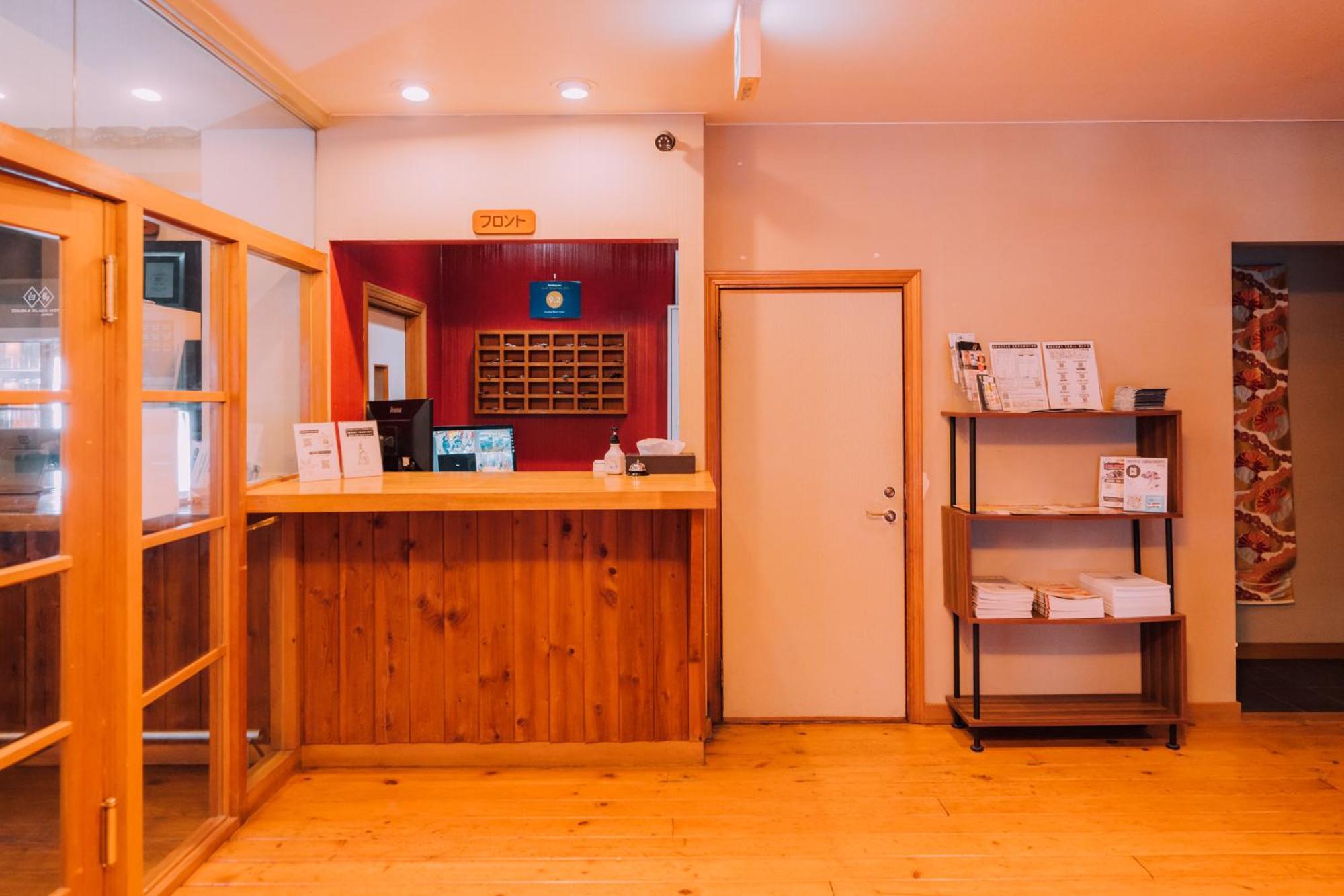 Double Black Hotel Hakuba Exterior photo