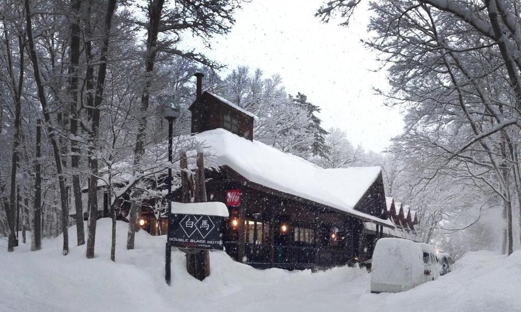 Double Black Hotel Hakuba Exterior photo
